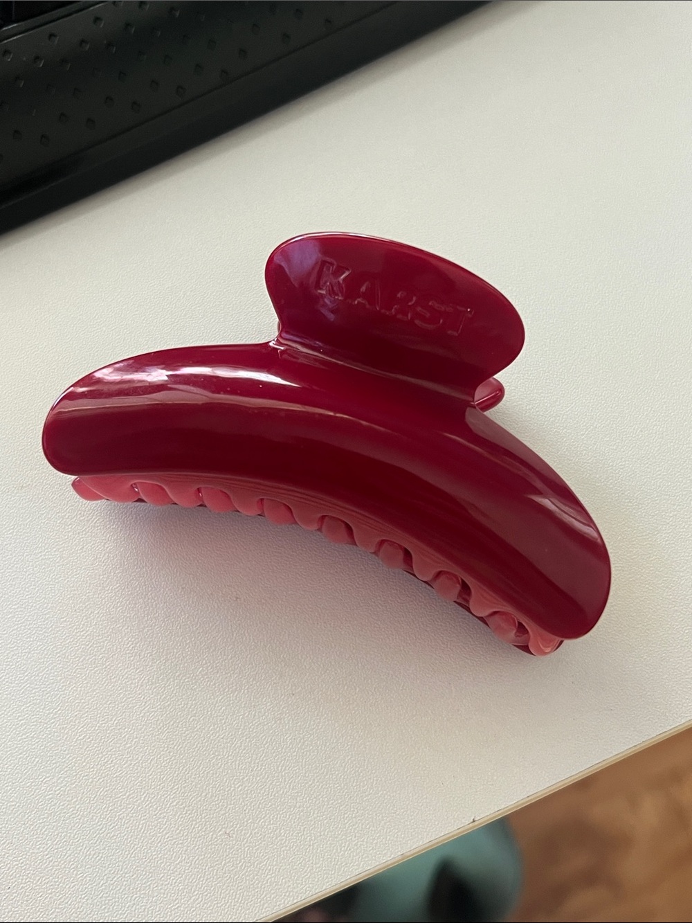 Red hair clip
